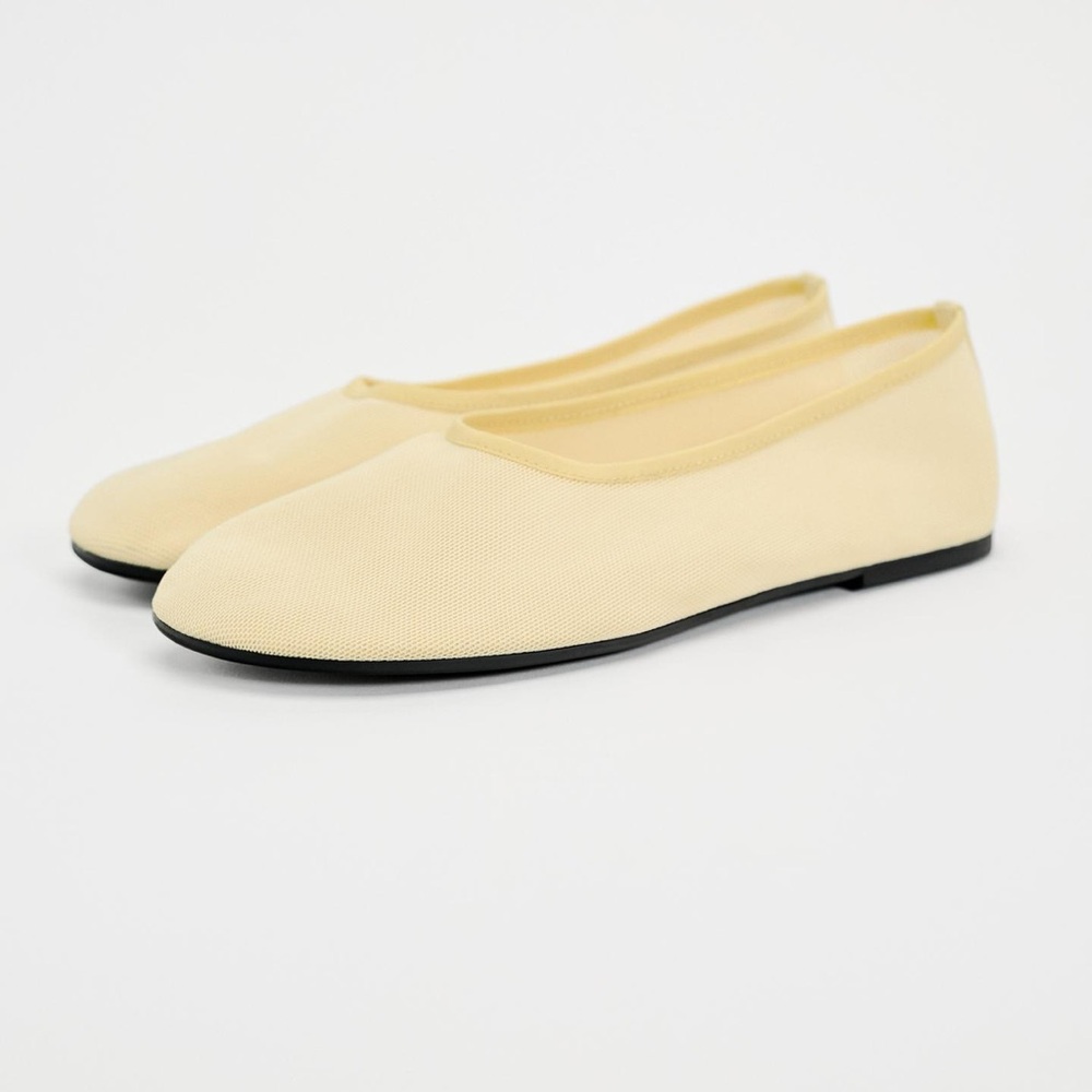 Zara Cream Women’s Ballet Flats